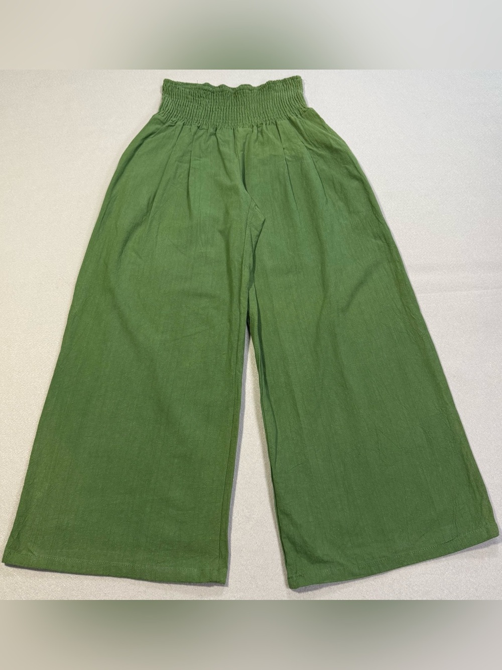 TFY Collection Green Wide Leg Pants Women’s L Smocked High Waist Pull On Casual